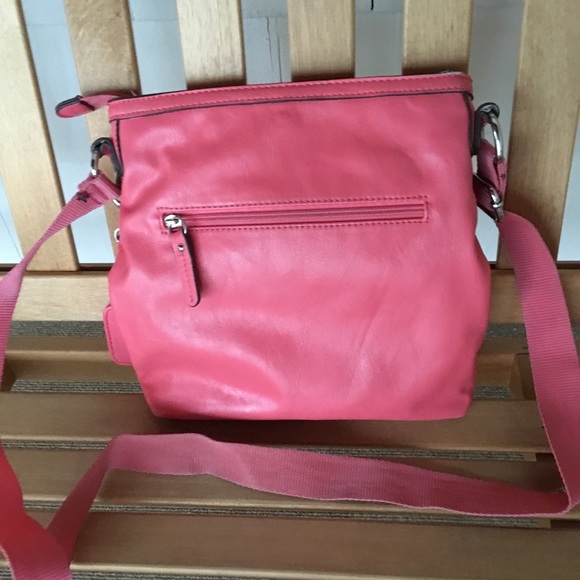 Tyler Rodan GREAT color peach/pink crossbody purse - Picture 4 of 8